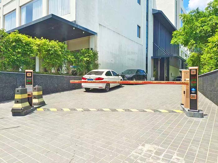 事業(yè)單位停車場(chǎng)車牌識(shí)別系統(tǒng)